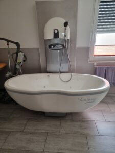 Pflegebadewanne Fantasy Hub-Drehwanne