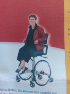 Stuhl für Erleichterung bei eingeschränkter Beinfunktion