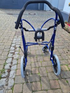 Easy-Walker