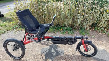 Hase Lepus Liegedreirad mit Motor