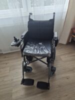Mobiclinic Cenit faltbarer Elektrorollstuhl