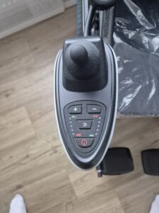 Mobiclinic Cenit faltbarer Elektrorollstuhl