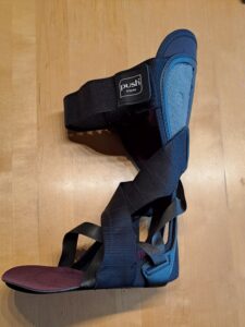 Orthese für linken Fuss push braces