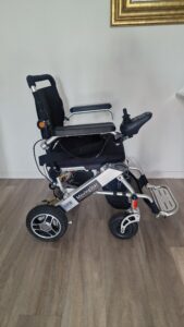 Elektrischer Rollstuhl MovingStar 401