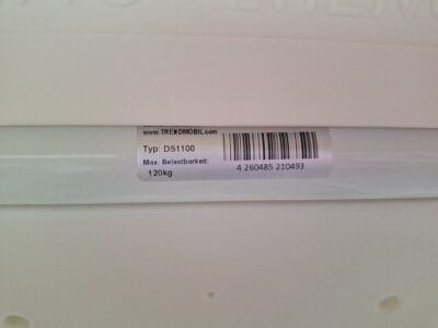 Duschstuhl mit Lehne und Armlehnen