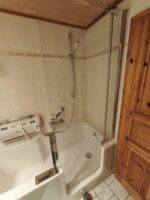 Biete Lifter IDuMo und Artweger Dusch u. Badewanne