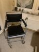 Dusch-Toilettenrollstuhl - Dusch-Toilettenrollstuhl