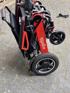 ergoflix® LX (6 km/h), faltbarer premium Elektrorollstuhl