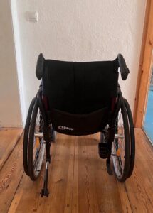 SOPUR QS5 Aktivrollstuhl / Faltrollstuhl – sehr gepflegt – Sitzbreite 46 cm