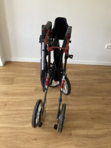 zusammengeklappt sehr platzsparend