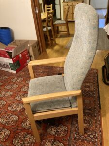 Ergonomischer Pflegesessel el. verstellbar