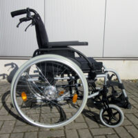 Rollstuhl Breezy Basix² Faltrollstuhl