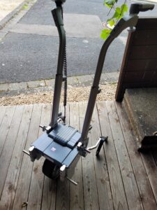 Schiebehilfe Rollstuhl